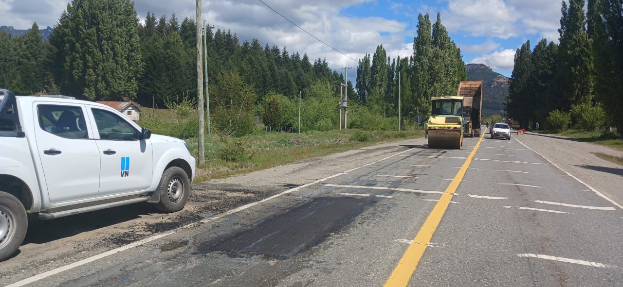 Ruta 40: comenzaron las tareas de bacheo en caliente entre Bariloche y ...