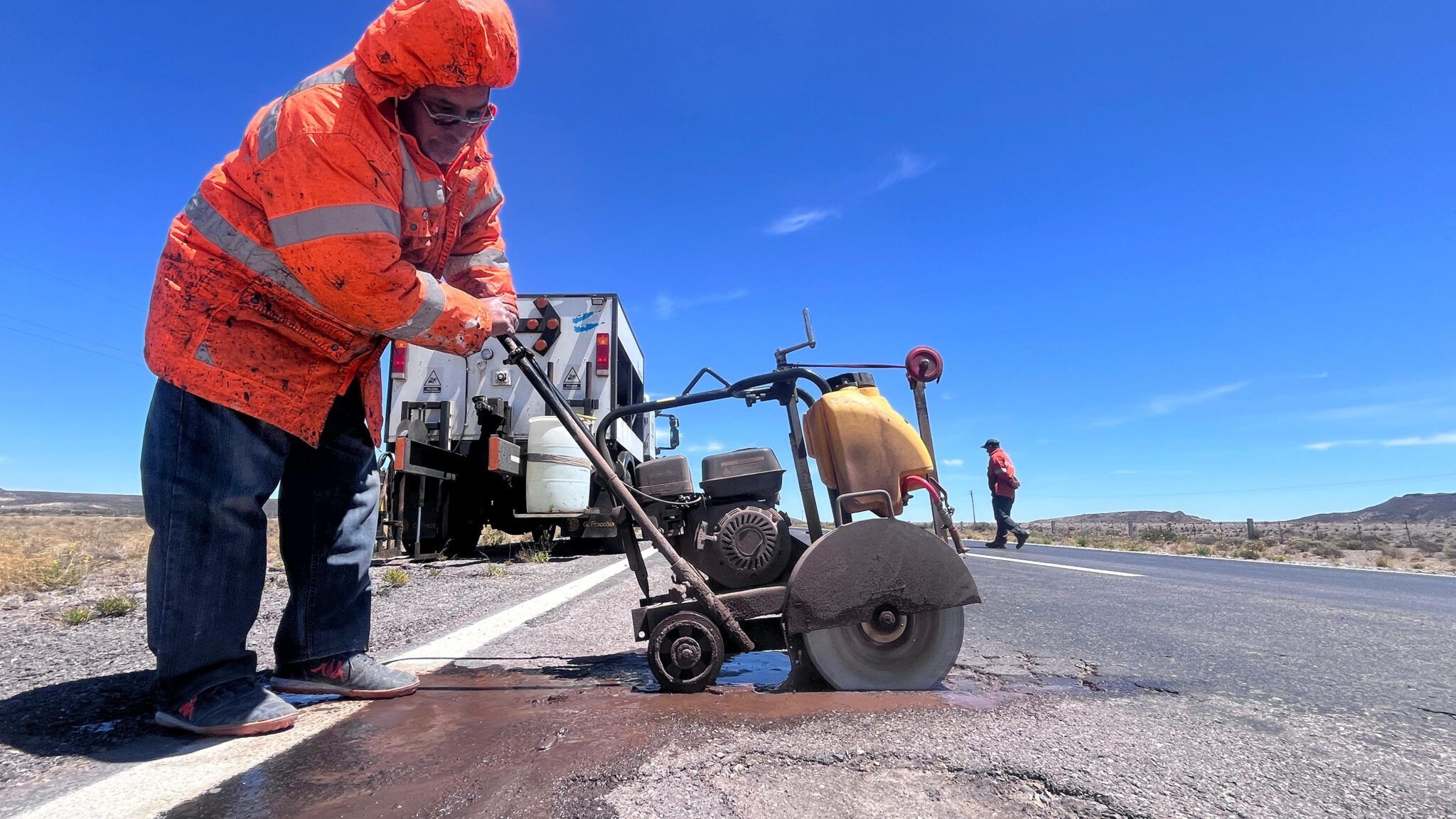 Vialidad Nacional mejora la seguridad en la Ruta Nacional 23 - InfoChucao