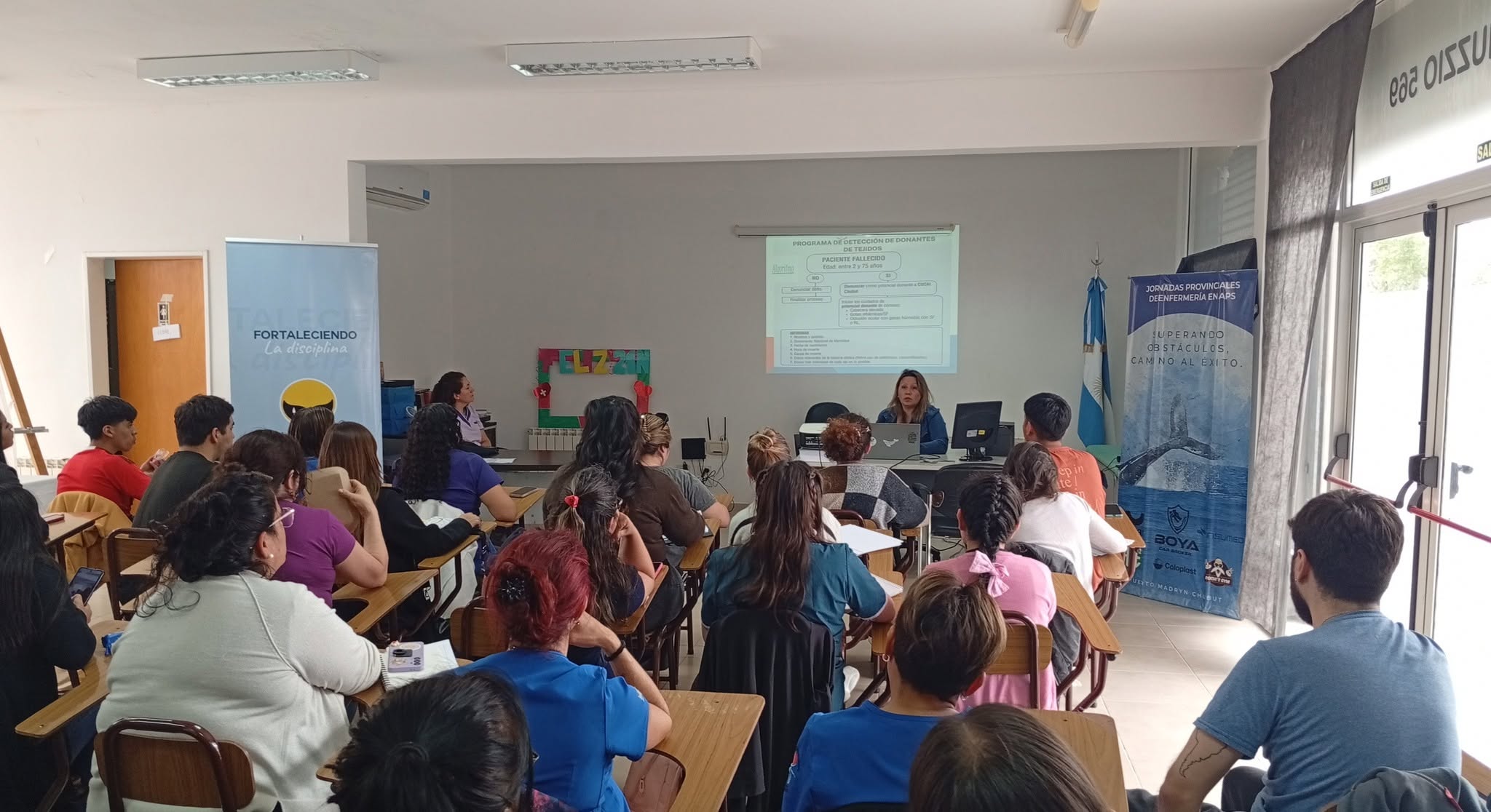 La imagen actual no tiene texto alternativo. El nombre del archivo es: colegio-enfermeria-madryn-2.jpg